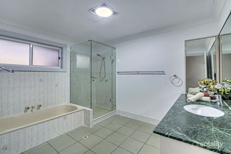 Property photo of 12 McKinlay Place Durack QLD 4077