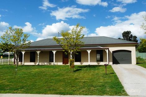 14 Hassall Gr, Kelso, NSW 2795