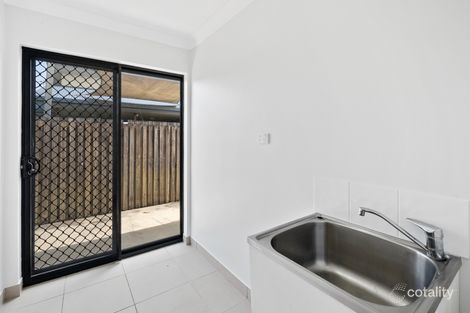 Property photo of 1 Peacock Place Marian QLD 4753