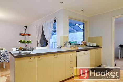 Property photo of 13 Nullica Court Berwick VIC 3806