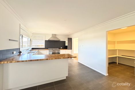 Property photo of 11 Mountbatten Street Grovedale VIC 3216