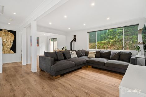 Property photo of 3 Nimbin Place Yarrawarrah NSW 2233