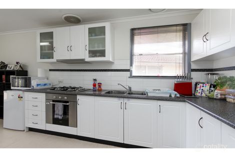 Property photo of 21 Glomar Grove Sale VIC 3850