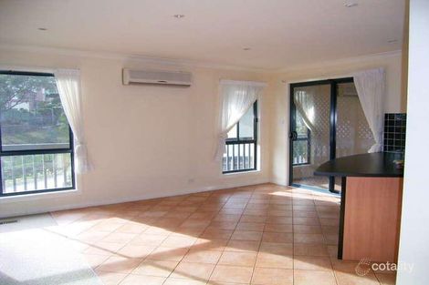 Property photo of 14 Robinia Place Jerrabomberra NSW 2619