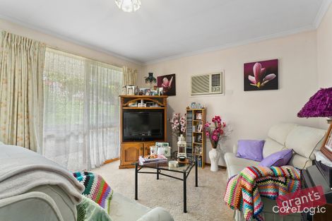 Property photo of 71 Wakenshaw Crescent Pakenham VIC 3810