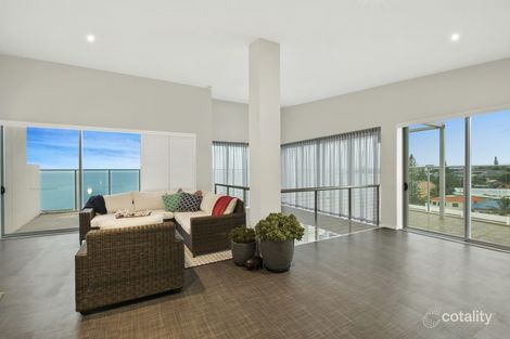 32/142 Prince Edward Pde, Scarborough, QLD 4020