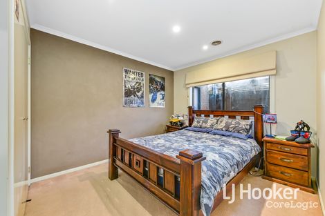 Property photo of 15 Camelia Way Pakenham VIC 3810