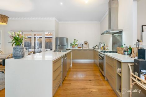 Property photo of 12 Couch Street Sunshine VIC 3020