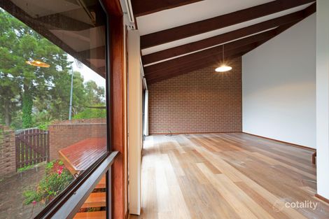 Property photo of 44 Barnet Close Phillip ACT 2606