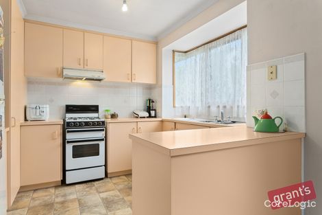 Property photo of 71 Wakenshaw Crescent Pakenham VIC 3810