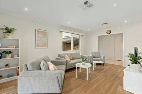 Property photo of 15 Buckland Crescent Keilor VIC 3036
