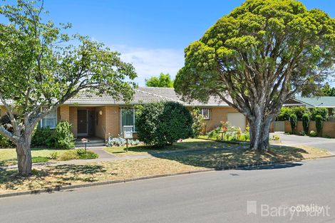 Property photo of 13 Johnson Avenue Drouin VIC 3818