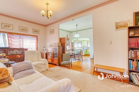 Property photo of 16 Kianawah Road Wynnum West QLD 4178