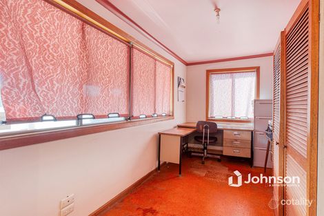 Property photo of 16 Kianawah Road Wynnum West QLD 4178