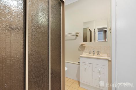 Property photo of 13 Johnson Avenue Drouin VIC 3818