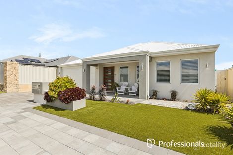 11 Pangolin Gr, Alkimos, WA 6038