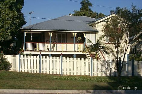 19 Govett Ave, Hawthorne, QLD 4171