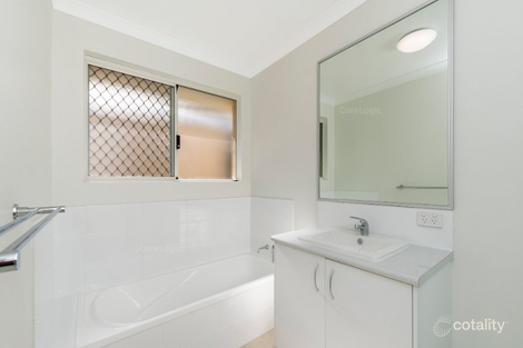Property photo of 24 Furnell Way Lakelands WA 6180