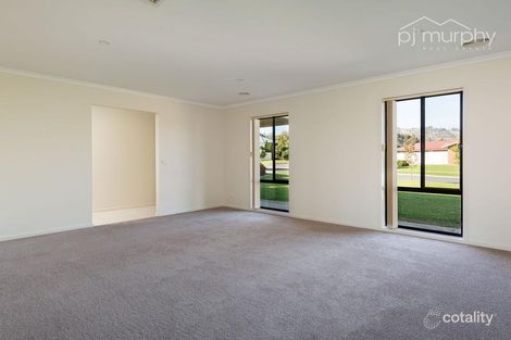 Property photo of 10 Shannon Avenue West Wodonga VIC 3690