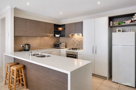 Property photo of 7 Napier Place Forest Lake QLD 4078