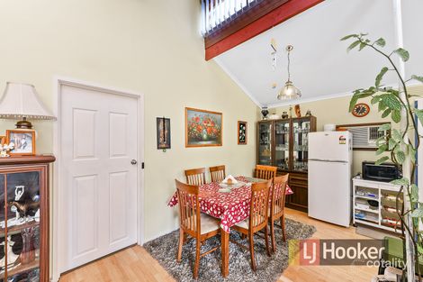 Property photo of 23/22 Somerville Road Hampton Park VIC 3976