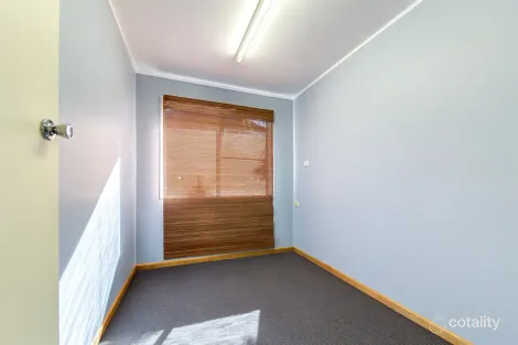 Property photo of 10 Sue Street Burnside QLD 4560