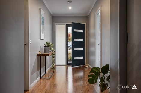 54 Myrtle Cres, Warragul, VIC 3820