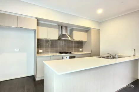 Property photo of 102 Evesham Drive Point Cook VIC 3030