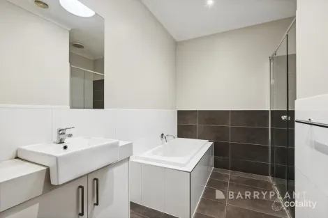 Property photo of 9 Nash Drive Mulgrave VIC 3170