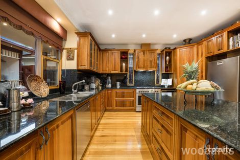 Property photo of 22 St James Avenue Bentleigh VIC 3204