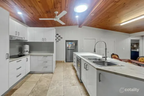 Property photo of 9 Florence Street Macleay Island QLD 4184