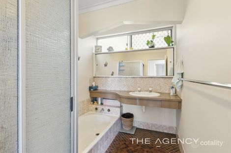 Property photo of 6 Ackworth Crescent Warwick WA 6024