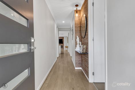 Property photo of 13 Elvire Road Craigieburn VIC 3064