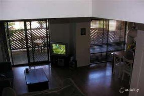 Property photo of 15/7-13 Parkridge Drive Molendinar QLD 4214