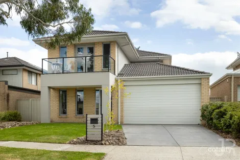 Property photo of 5 Portland Road Pakenham VIC 3810