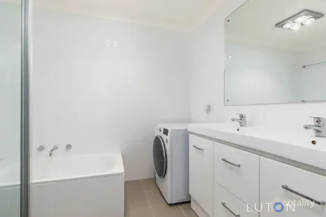 Property photo of 8/5 Figg Place Palmerston ACT 2913