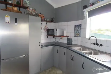 Property photo of 46 Tenterfield Street Wallangarra QLD 4383