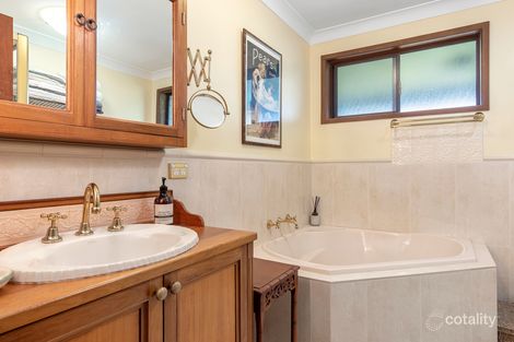 Property photo of 4 Koala Place Avalon Beach NSW 2107