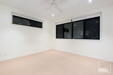 Property photo of 4/33 Parkside Circuit Hamilton QLD 4007