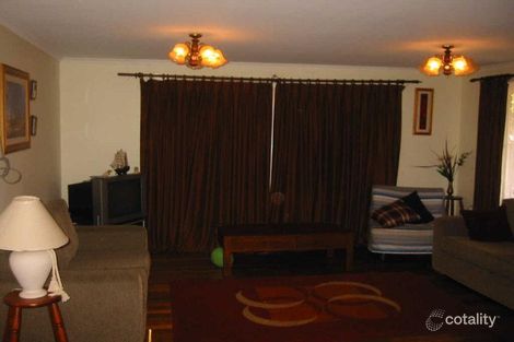 Property photo of 2 Friendship Square Cheltenham VIC 3192