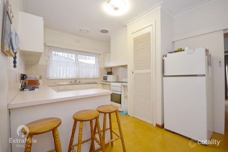 Property photo of 18 Eton Street Wendouree VIC 3355