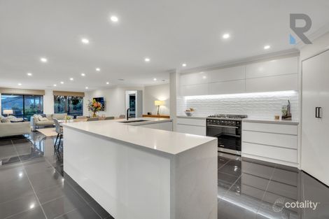 Property photo of 21 Threadneedle Street Attwood VIC 3049