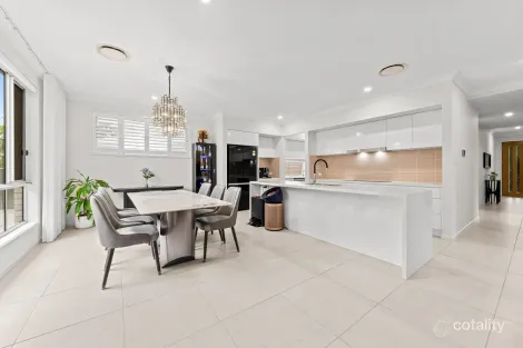 Property photo of 10 Majestic Place Runcorn QLD 4113