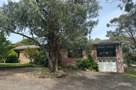 26 Bent St, Macedon, VIC 3440