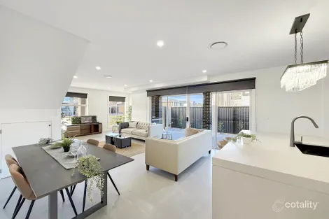 Property photo of 17 Feathertail Avenue Melonba NSW 2765