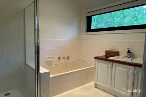 Property photo of 26 Bent Street Macedon VIC 3440