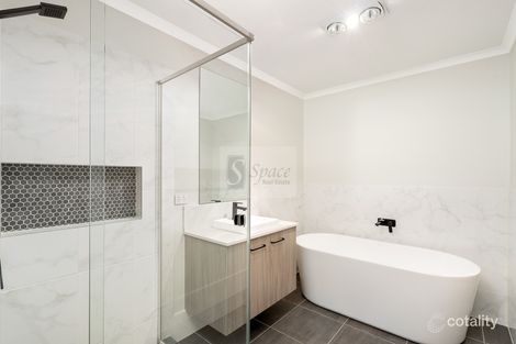Property photo of 22 Rowan Street Oran Park NSW 2570