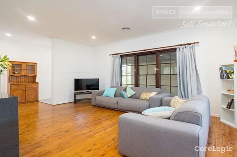 Property photo of 5 Kennedy Avenue Kooringal NSW 2650