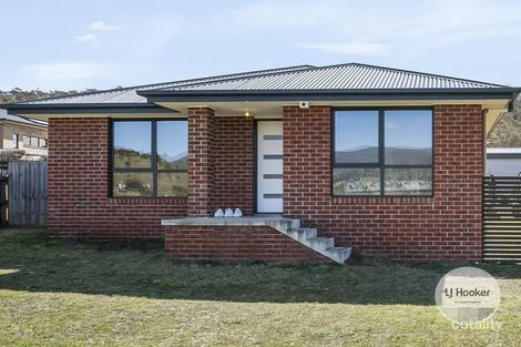 Property photo of 67 Kensington Street New Norfolk TAS 7140
