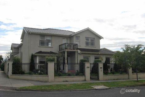 2 Boake St, Carnegie, VIC 3163